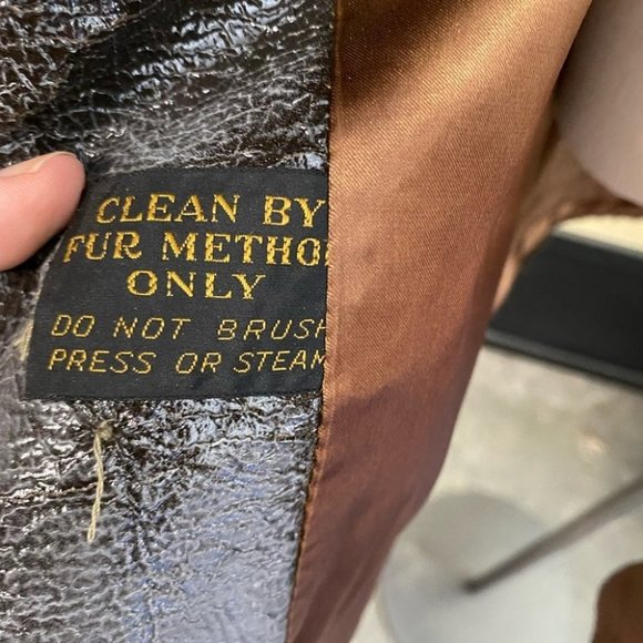 Vintage Faux Fur Coat - Picture 9 of 13